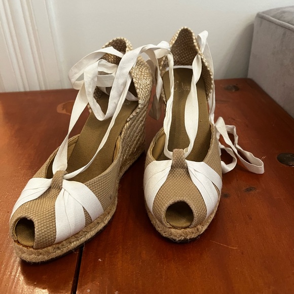 Espadrilles, wedge heel, size 5.5 - Picture 3 of 4